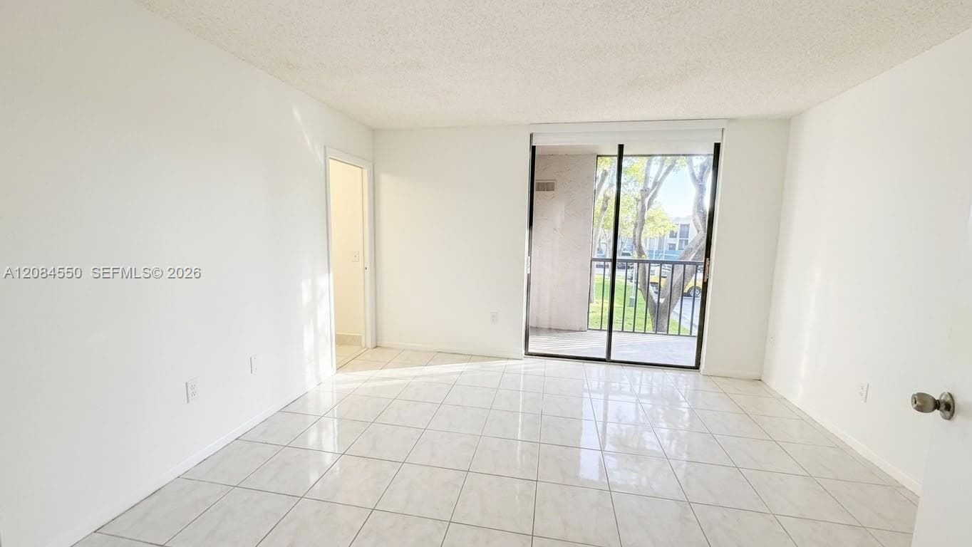 8520 SW 133rd Ave Rd # 210, Miami, FL 33183 photo 9