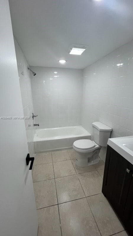 2017 NW 46th Ave # A104, Lauderdale Lakes, FL 33313 photo 8