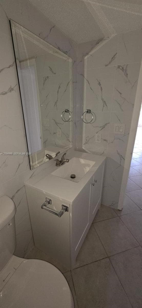 2017 NW 46th Ave # A404, Lauderhill, FL 33313 photo 4