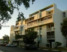 2017 NW 46th Ave # A404, Lauderhill, FL 33313 photo 8