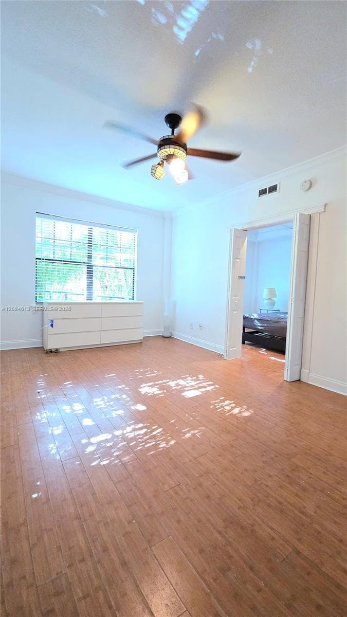 934 Michigan Ave # 109, Miami Beach, FL 33139 photo 2