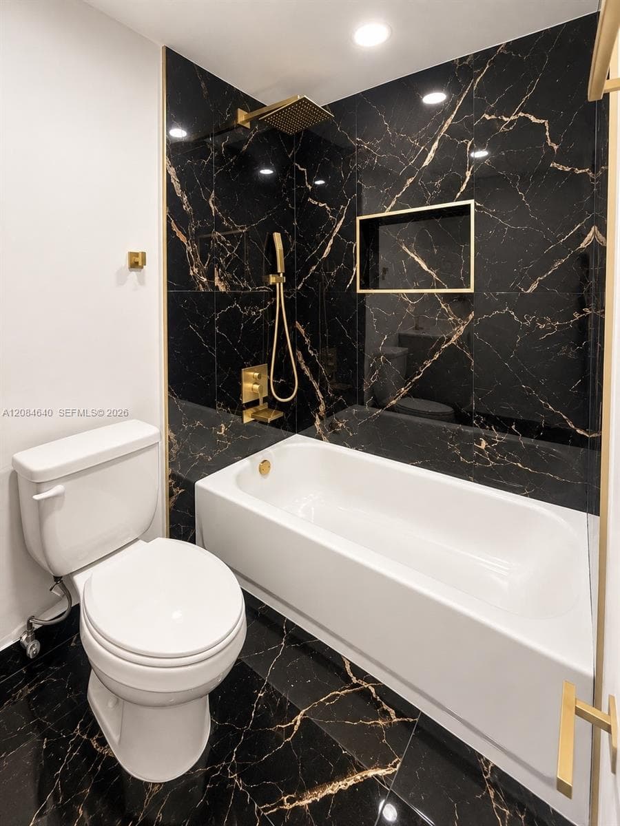 5055 NW 7th St # 708, Miami, FL 33126 photo 10