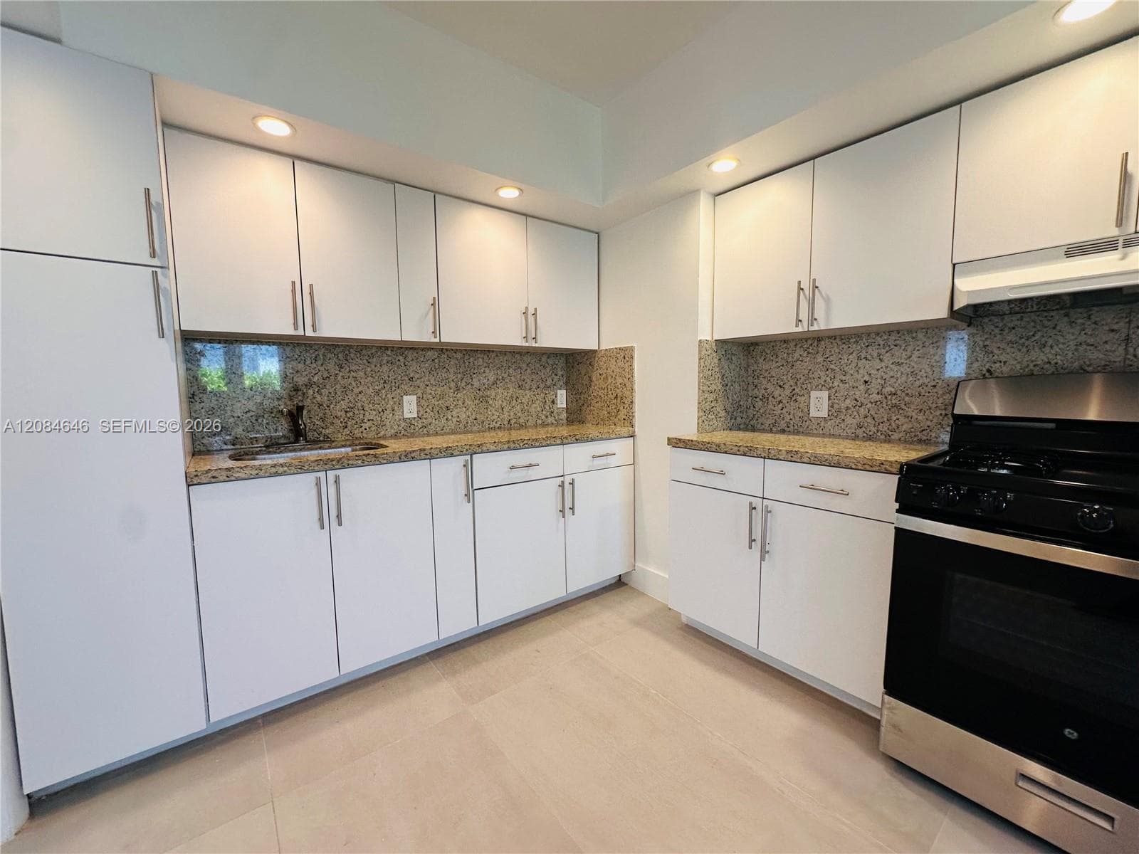 2045 Calais Dr # 6, Miami Beach, FL 33141 photo 9