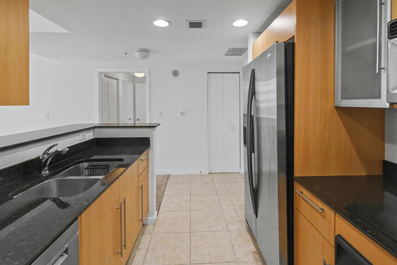 335 S Biscayne Boulevard # 1002, Miami, FL 33131 photo 6
