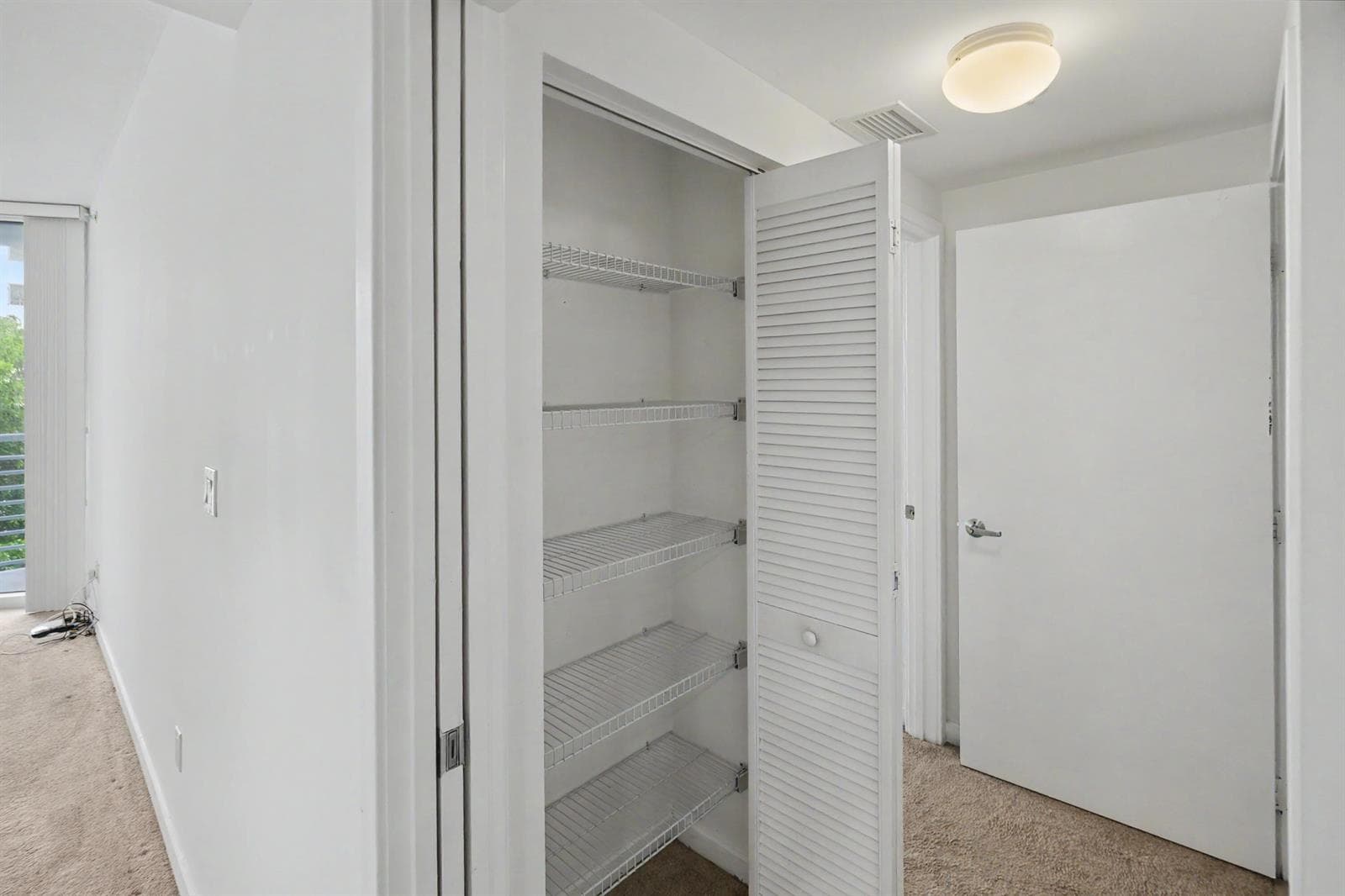 335 S Biscayne Boulevard # 1002, Miami, FL 33131 photo 13
