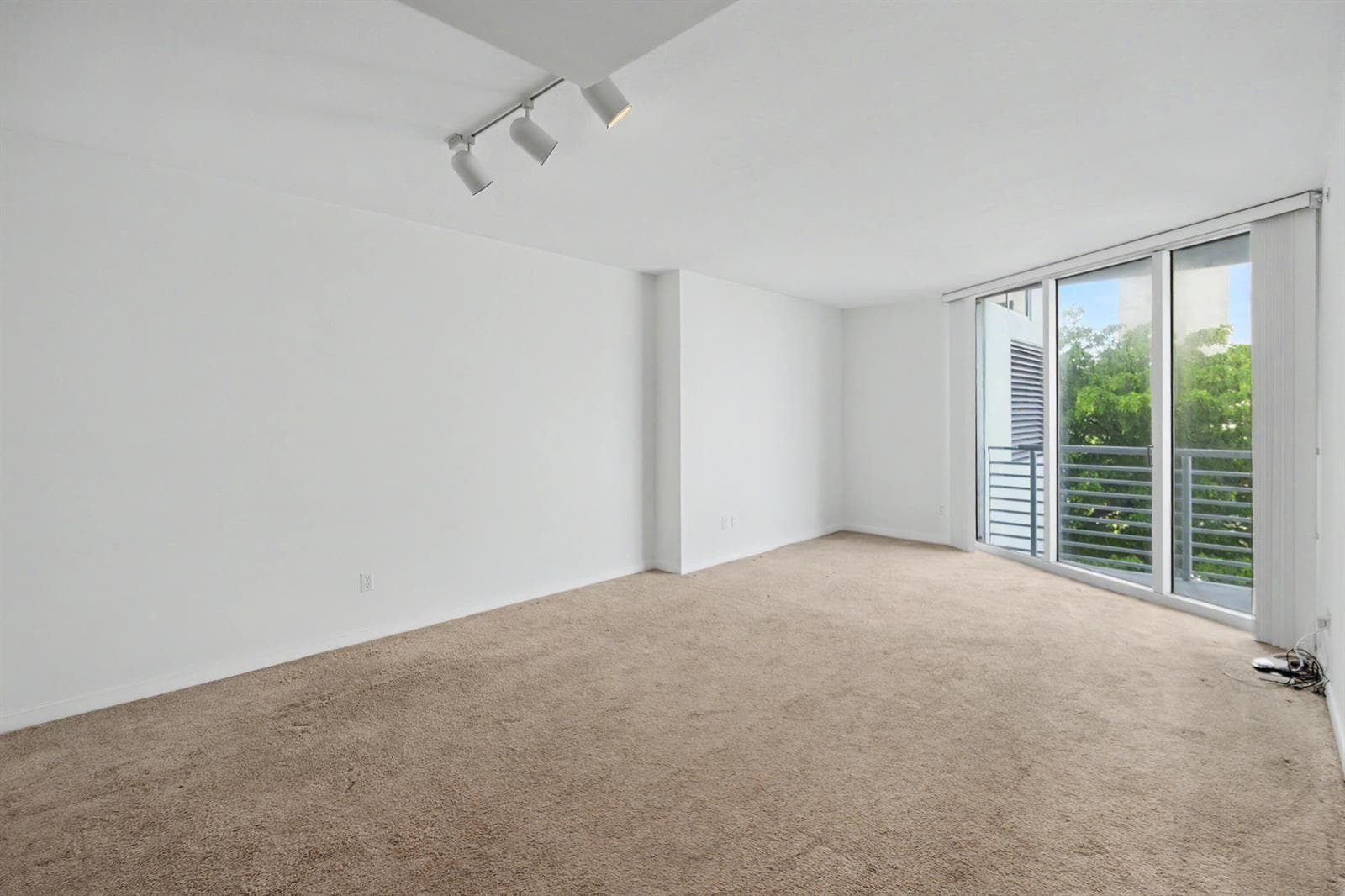335 S Biscayne Boulevard # 1002, Miami, FL 33131 photo 10