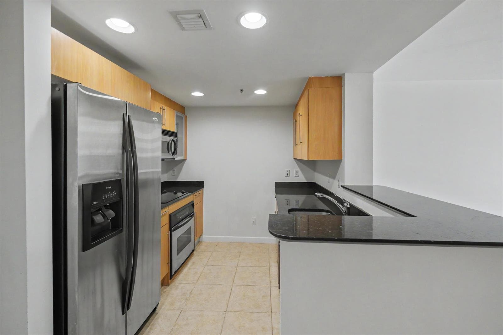 335 S Biscayne Boulevard # 1002, Miami, FL 33131 photo 4