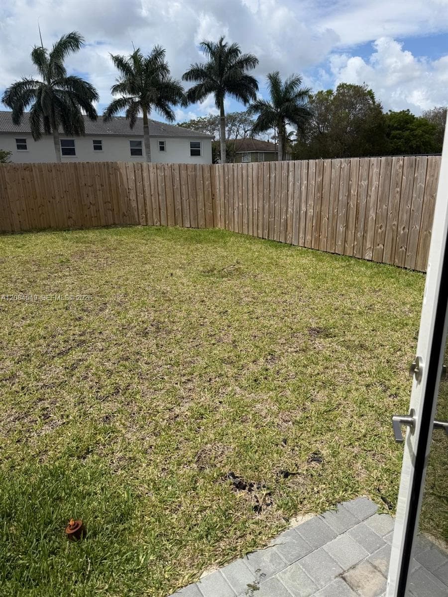 2618 SE 9th St, Homestead, FL 33035 photo 7