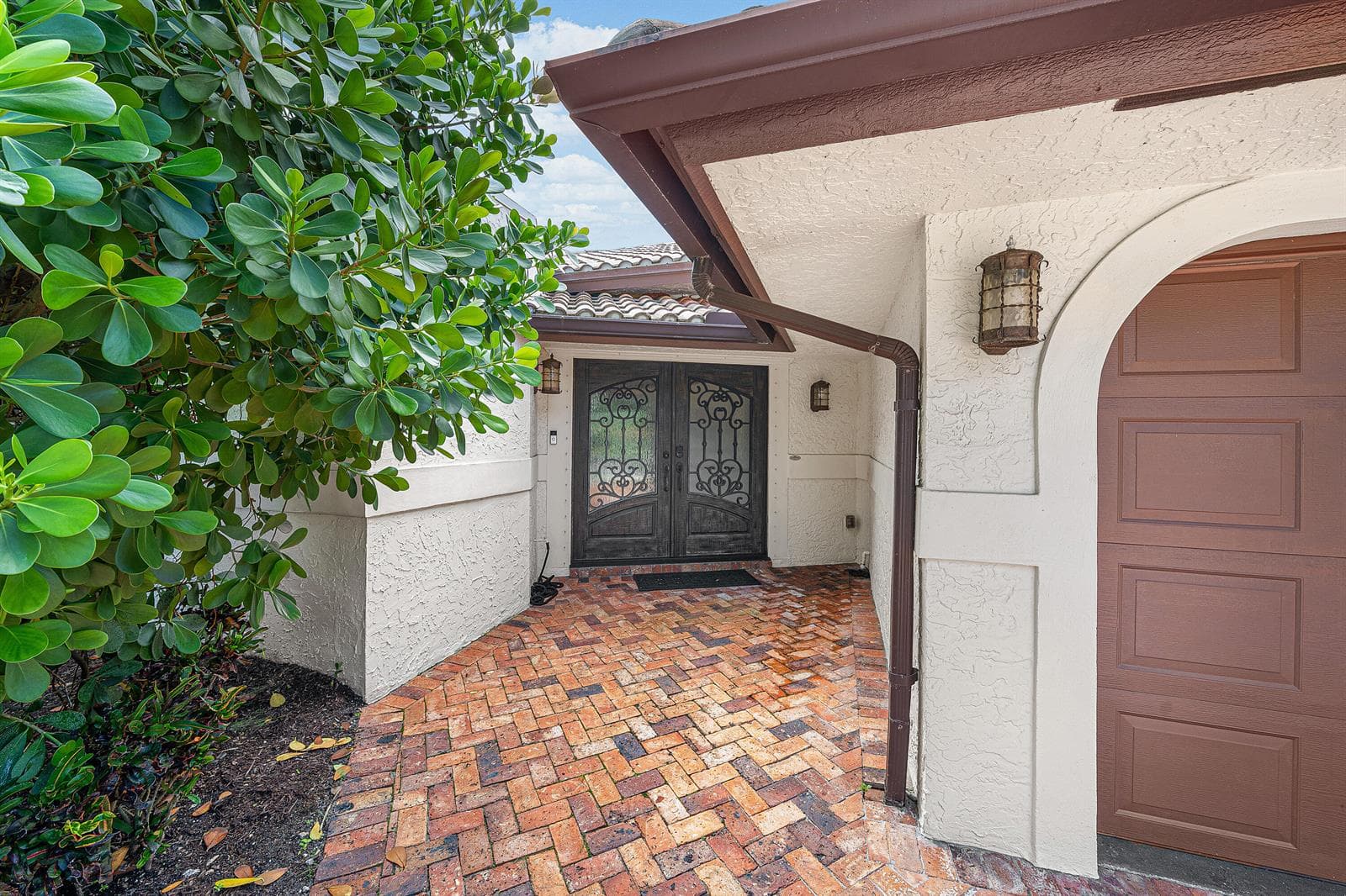 2570 NW 27th Street, Boca Raton, FL 33434 photo 9