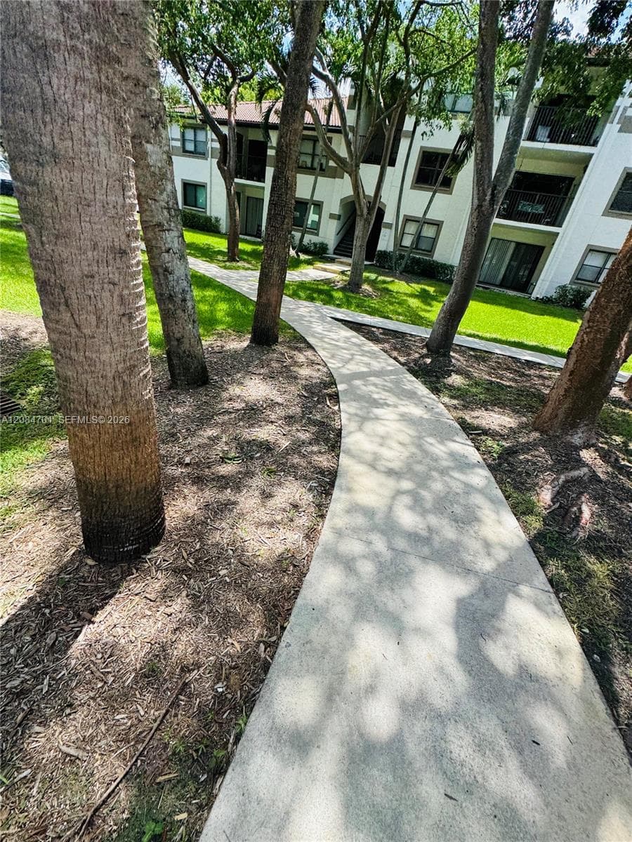 630 S Park Rd # 29-3, Hollywood, FL 33021 photo 12