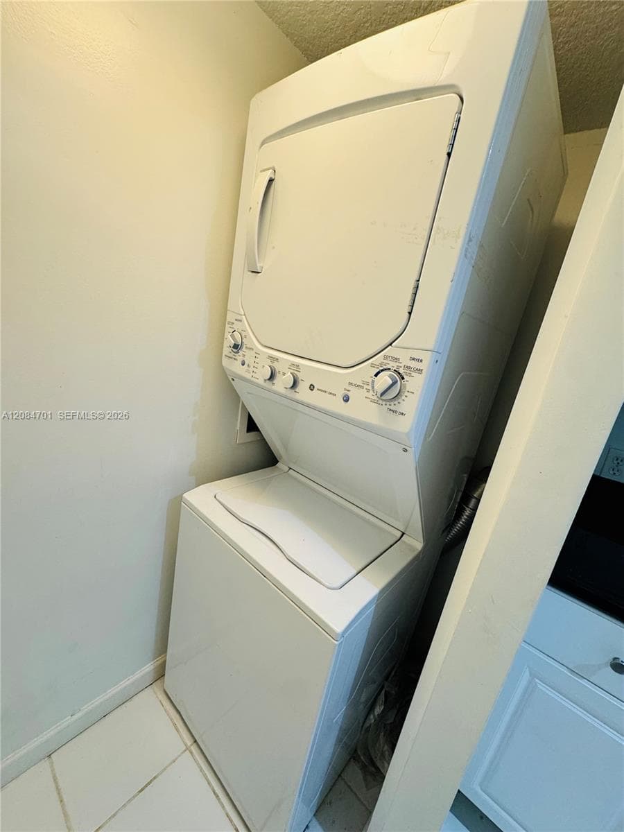 630 S Park Rd # 29-3, Hollywood, FL 33021 photo 4