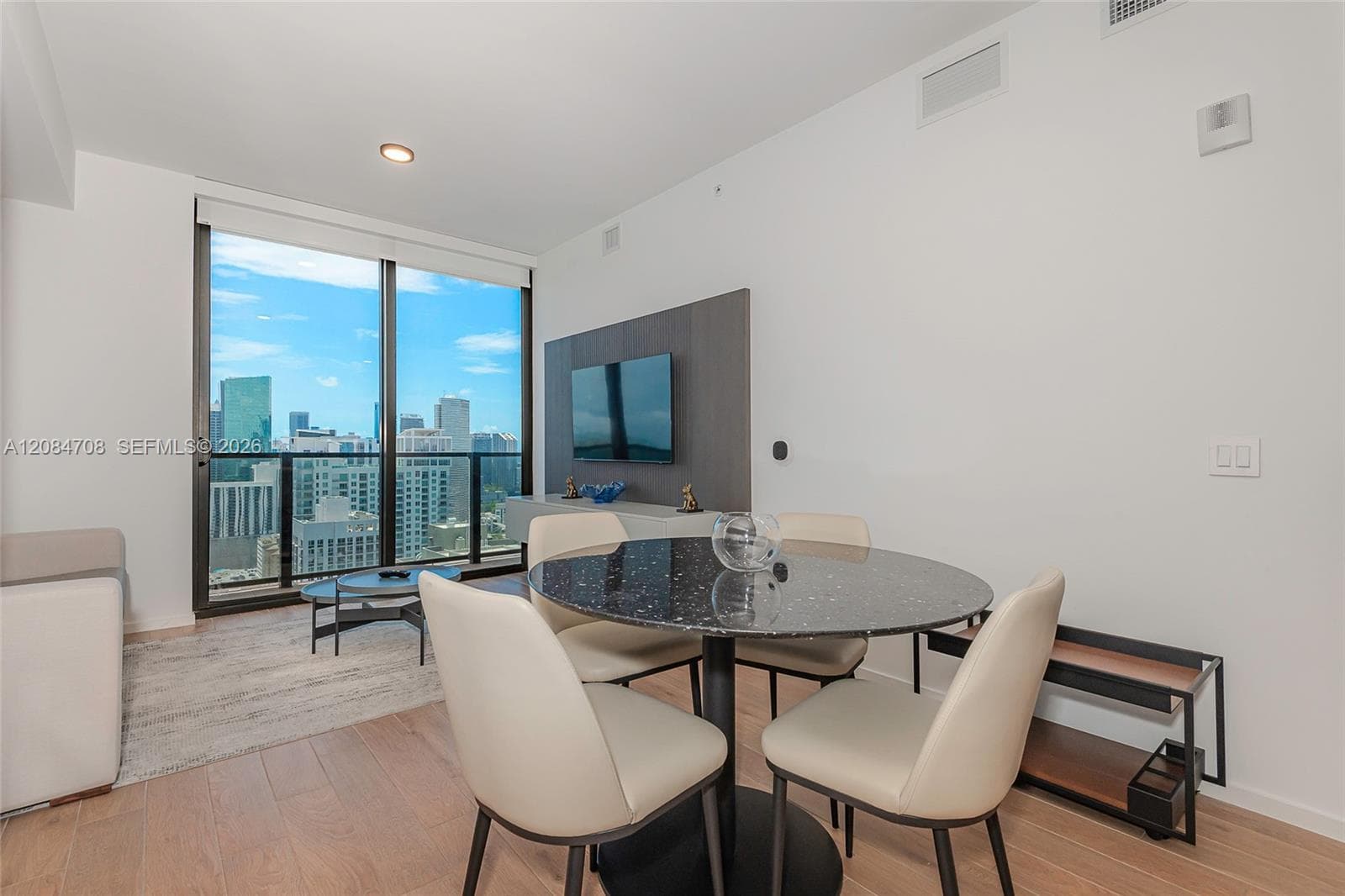 398 NE 5th St # 3417, Miami, FL 33132 photo 6