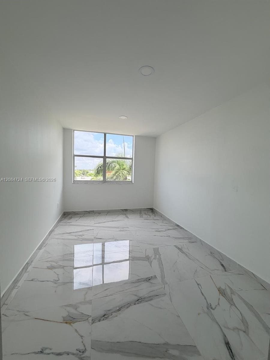 11111 Biscayne Blvd # 6E, Miami, FL 33181 photo 8