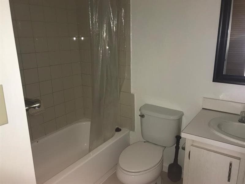 5825 WASHINGTON Street # 40, Hollywood, FL 33023 photo 4