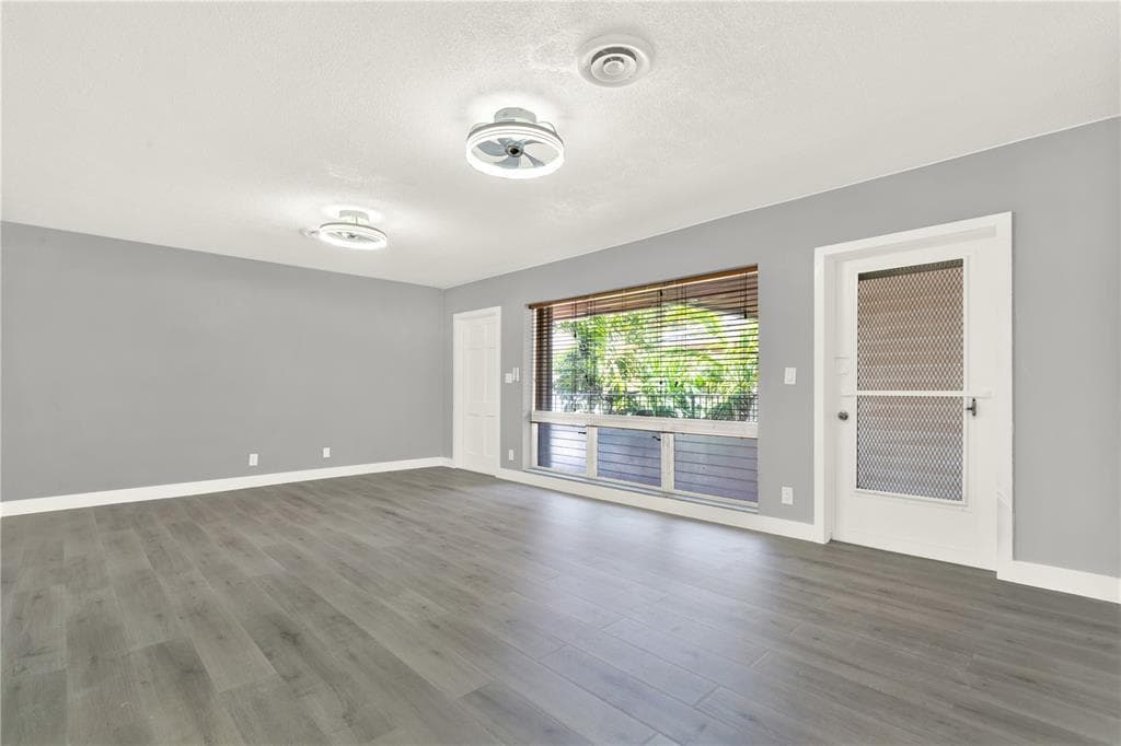2864 NE 32nd Street # 7, Fort Lauderdale, FL 33306 photo 5