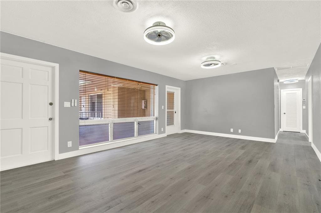 2864 NE 32nd Street # 7, Fort Lauderdale, FL 33306 photo 4