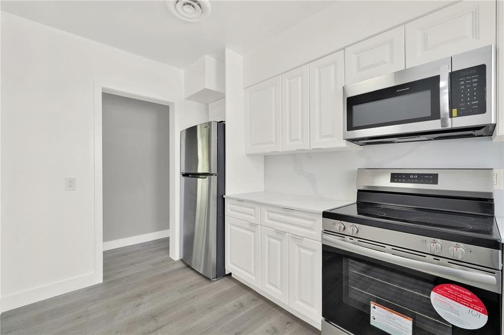 2864 NE 32nd Street # 7, Fort Lauderdale, FL 33306 photo 8