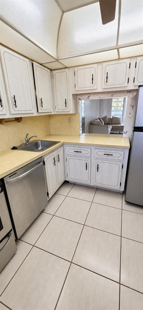8320 SANDS POINT Boulevard # M207, Tamarac, FL 33321 photo 9