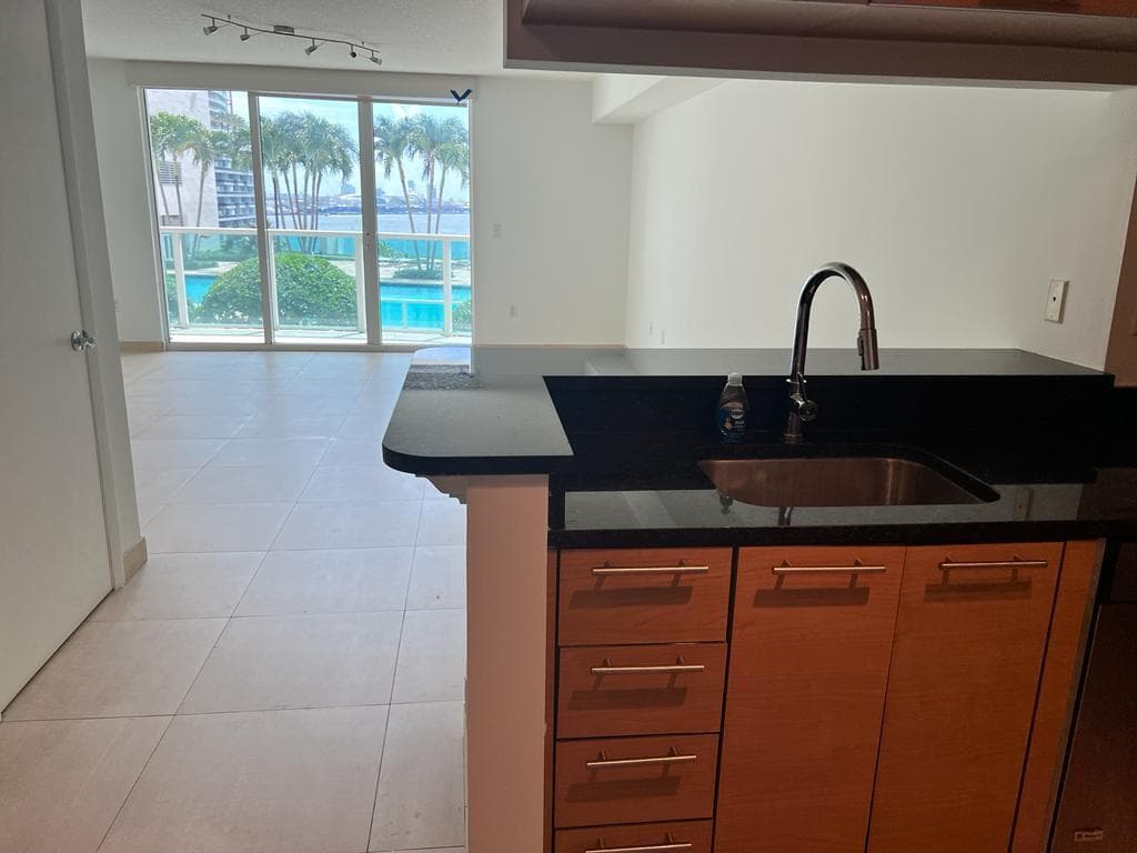 31 SE 5TH Street # 1206, Miami, FL 33131 photo 7