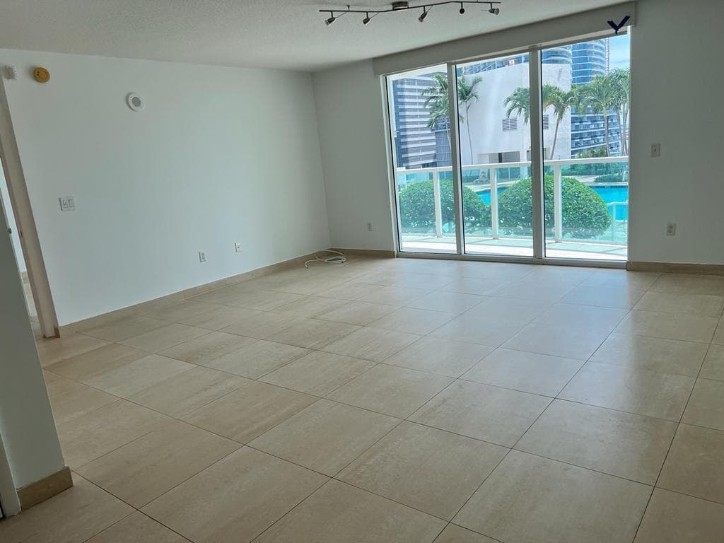 31 SE 5TH Street # 1206, Miami, FL 33131 photo 3