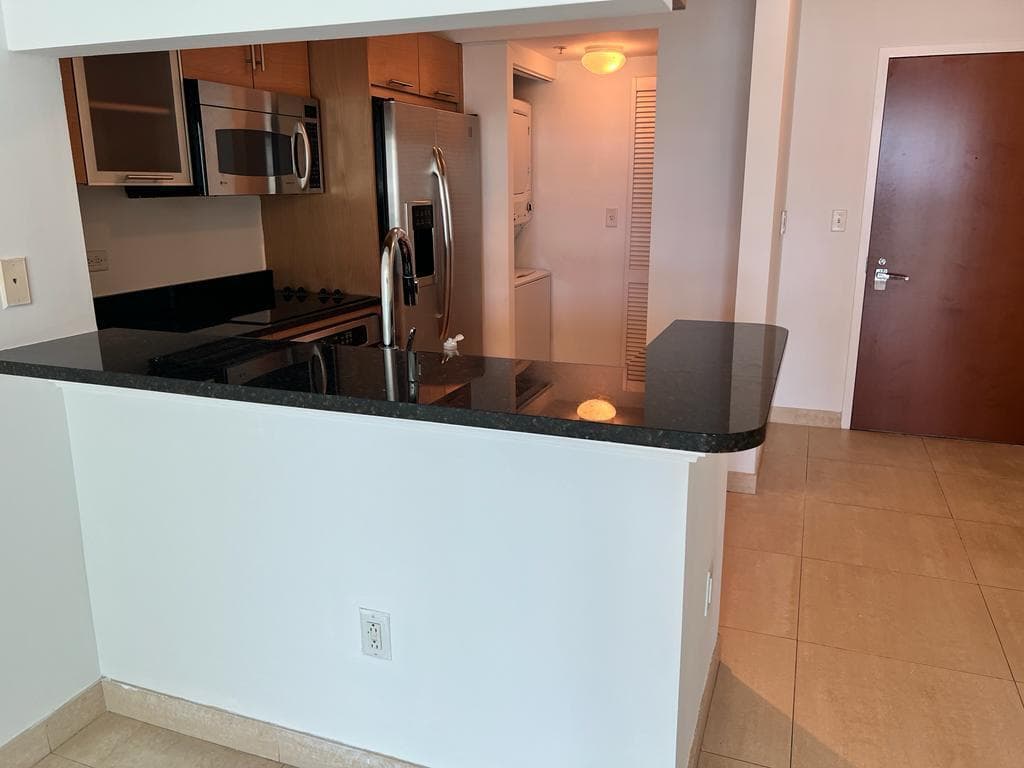 31 SE 5TH Street # 1206, Miami, FL 33131 photo 5
