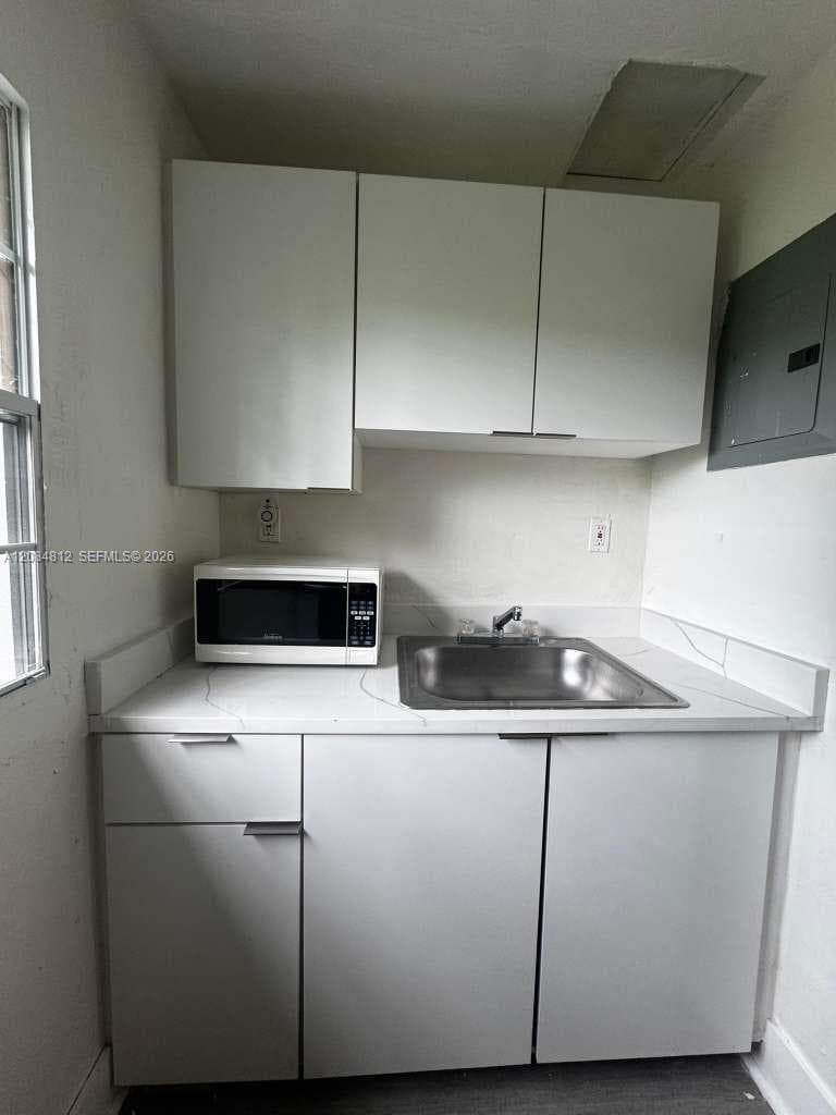 1121 NW 40th St # 4, Miami, FL 33127 photo 3