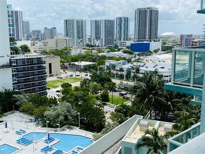1900 N Bayshore Drive, Miami, FL 33132 photo 11