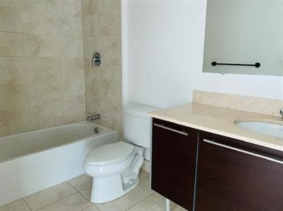 1900 N Bayshore Drive, Miami, FL 33132 photo 4