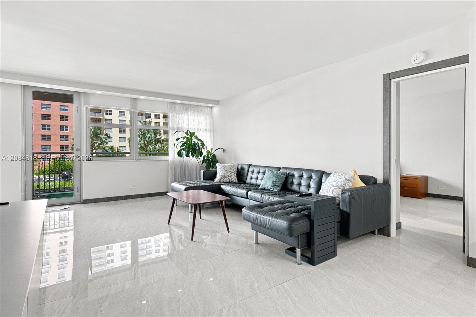 250 174th St # 211, Sunny Isles Beach, FL 33160 photo 10