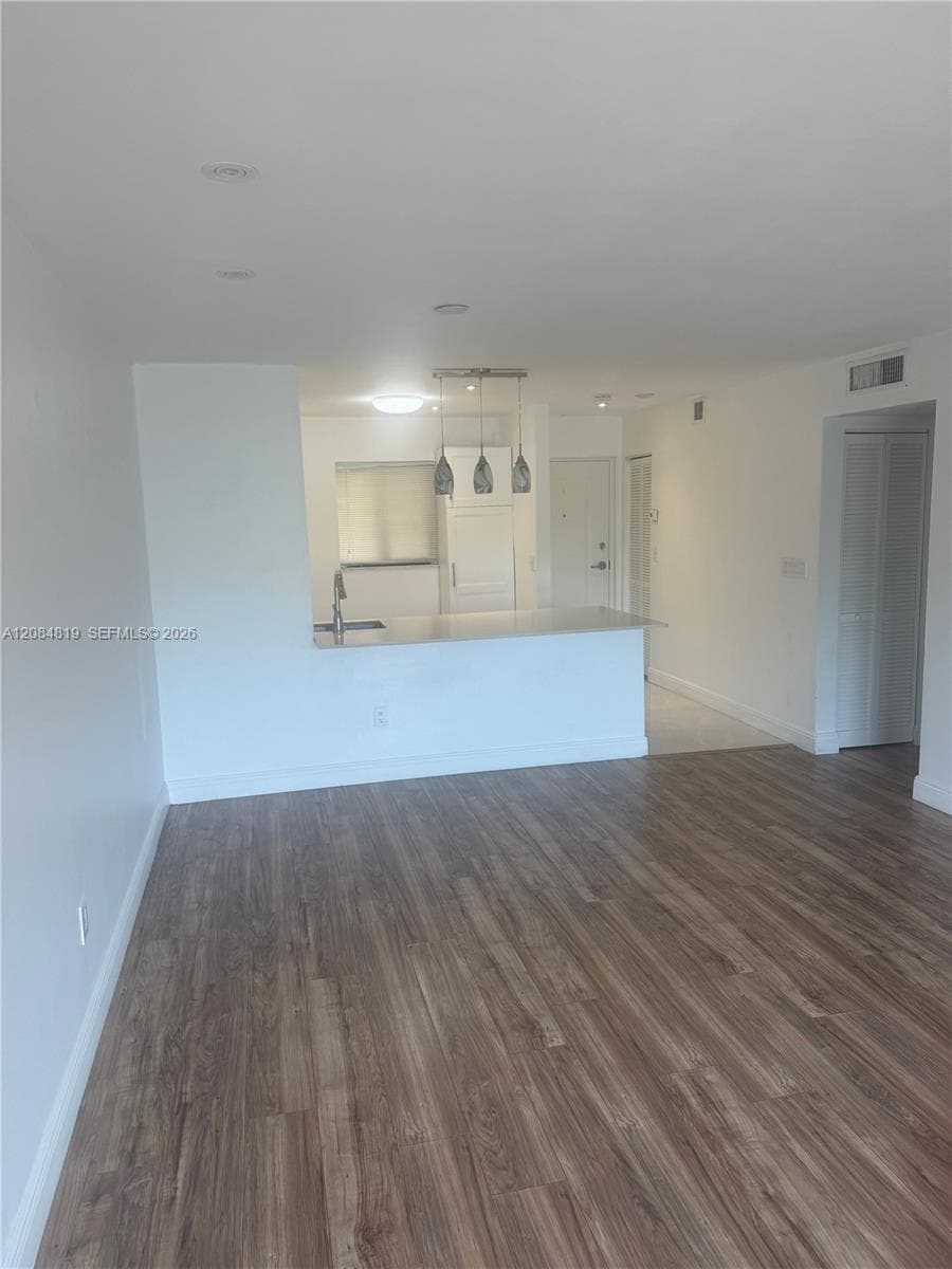 7810 Camino Real # i-306, Miami, FL 33143