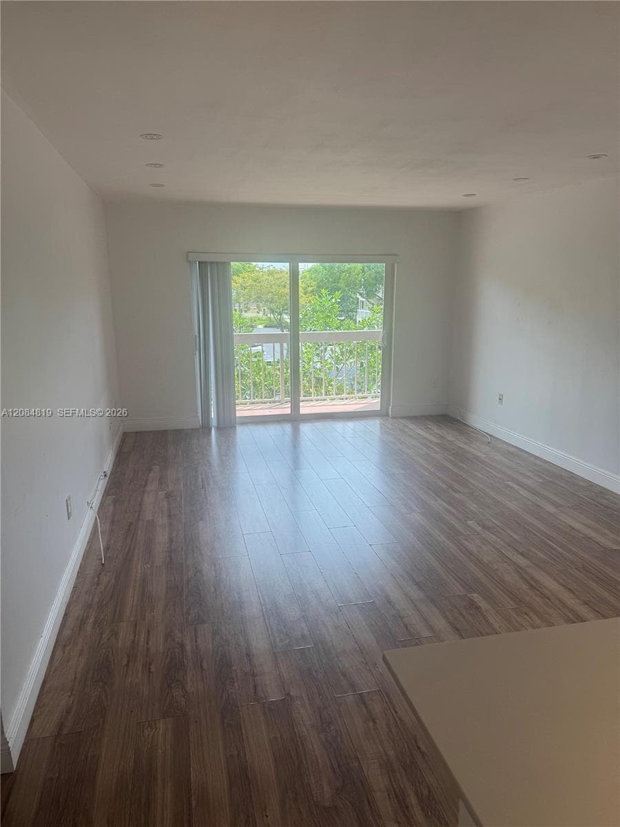 7810 Camino Real # i-306, Miami, FL 33143 photo 5