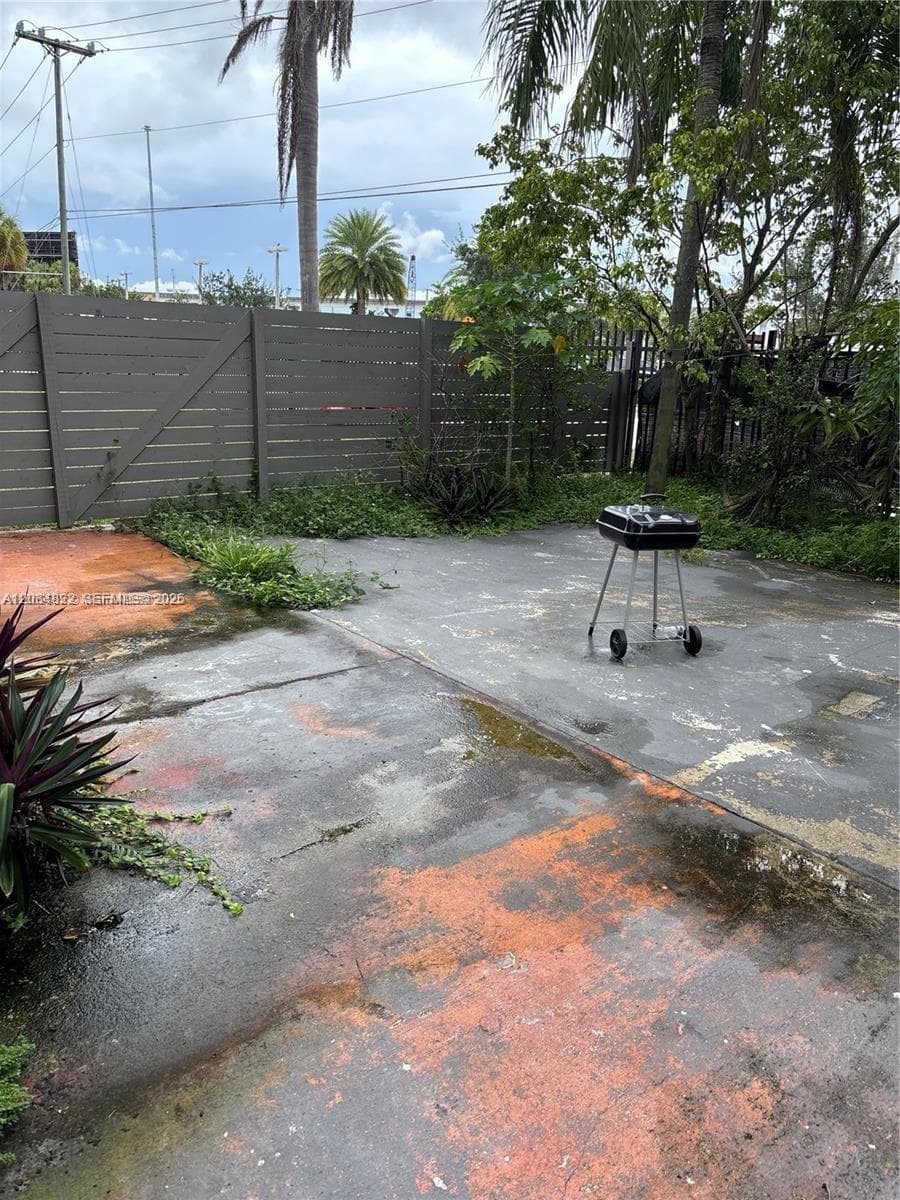 16450 NW 2nd Ave # 109, Miami, FL 33169 photo 7