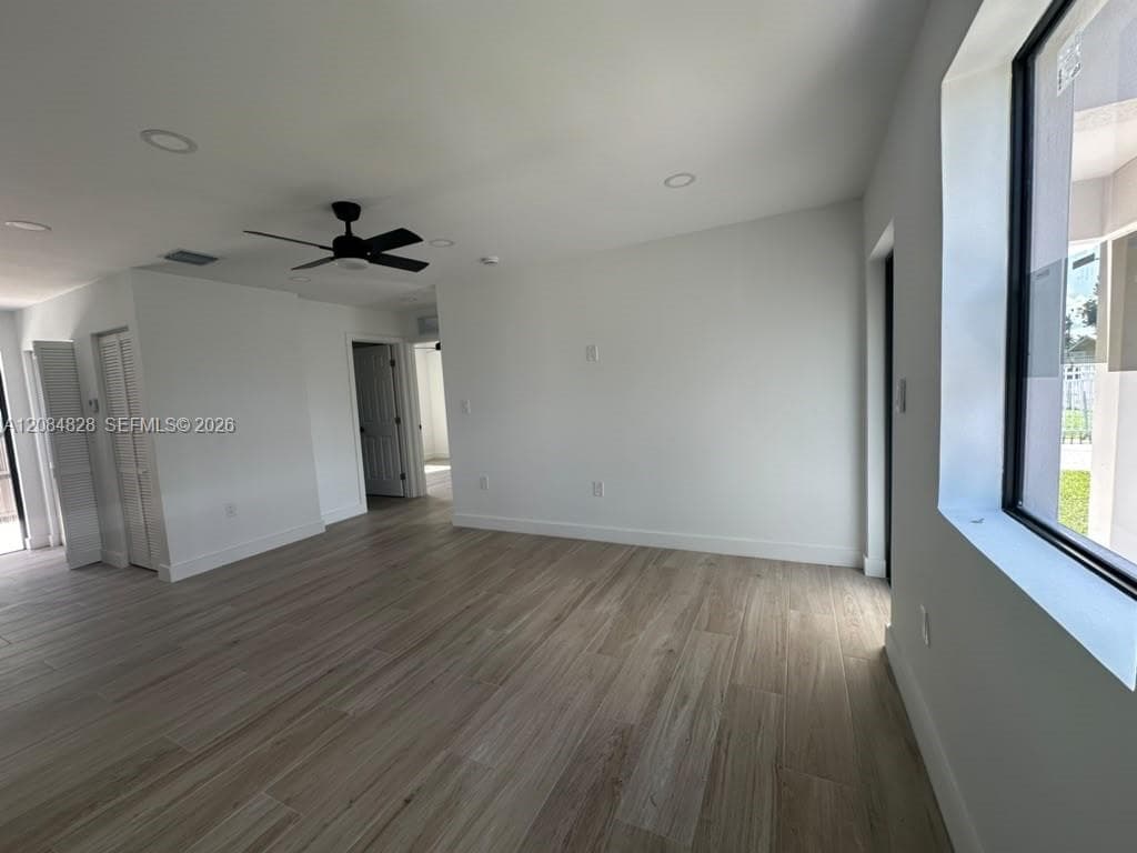 2377 NW 84th St # N/A, Miami, FL 33147 photo 6