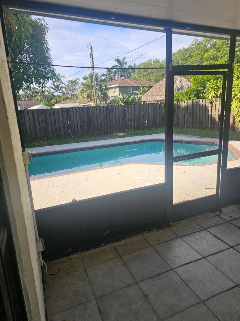 4770 NW 113TH Terrace NW, Sunrise, FL 33323 photo 9