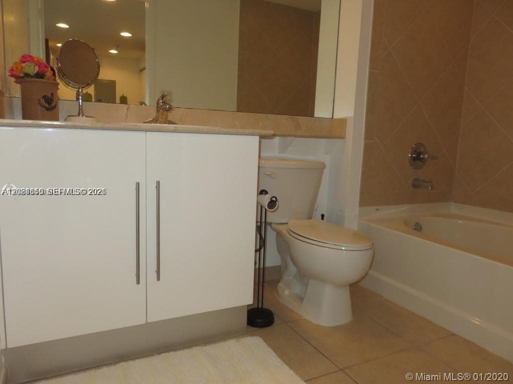 335 S Biscayne Blvd # 2506, Miami, FL 33131 photo 6