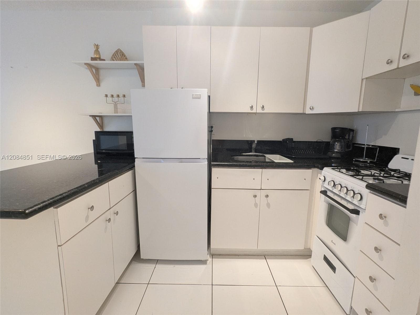 710 Washington Ave # 322, Miami Beach, FL 33139 photo 2