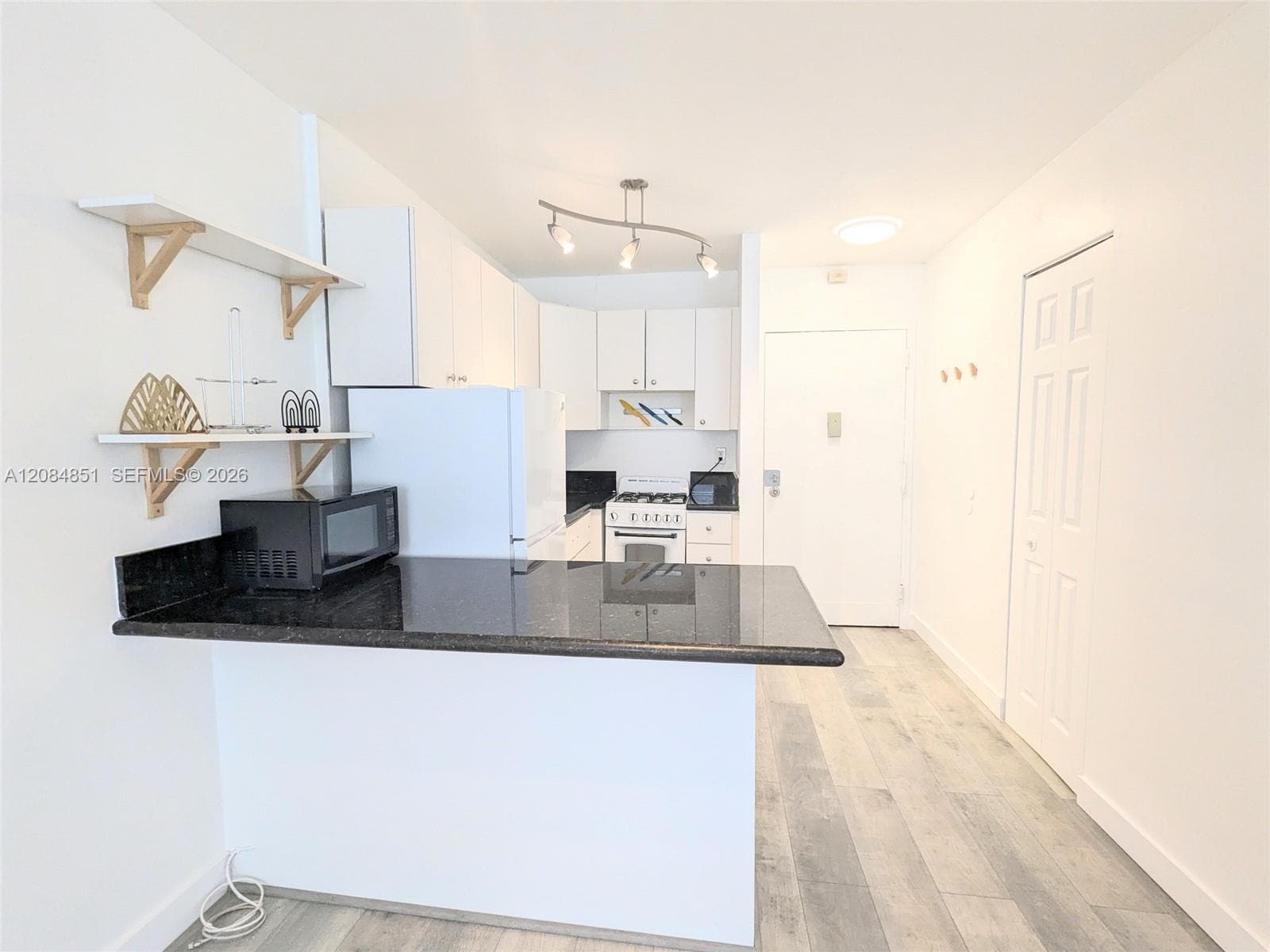 710 Washington Ave # 322, Miami Beach, FL 33139 photo 5