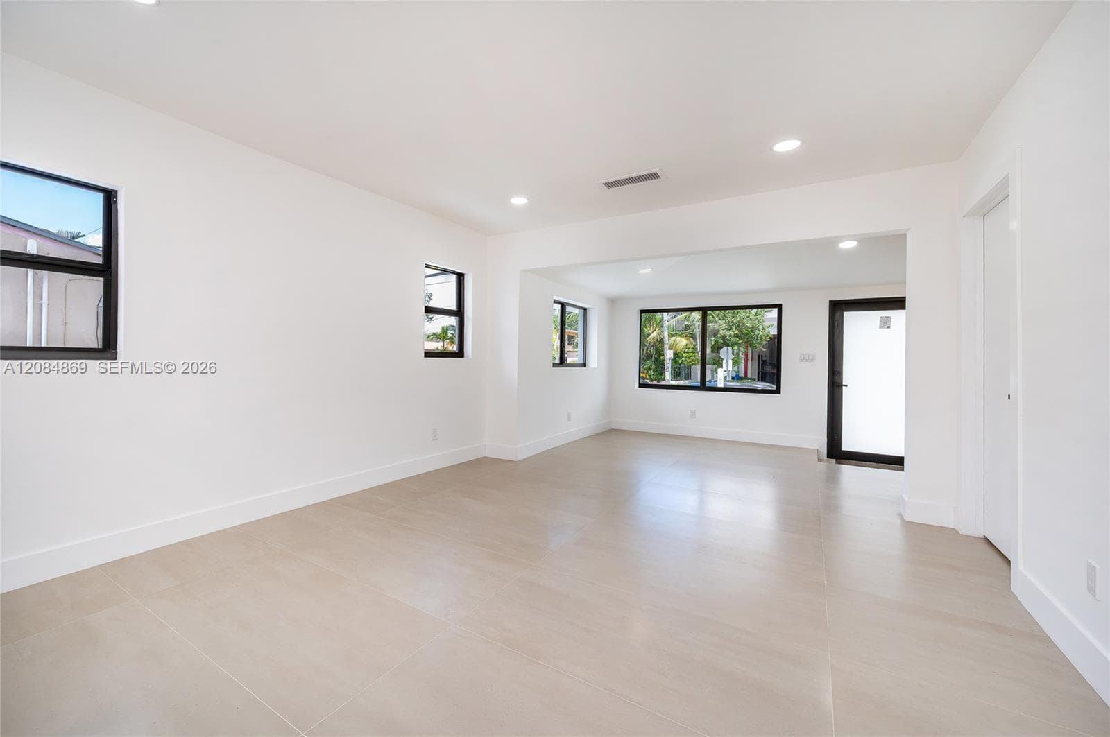 2228 SW 2nd St, Miami, FL 33135 photo 12