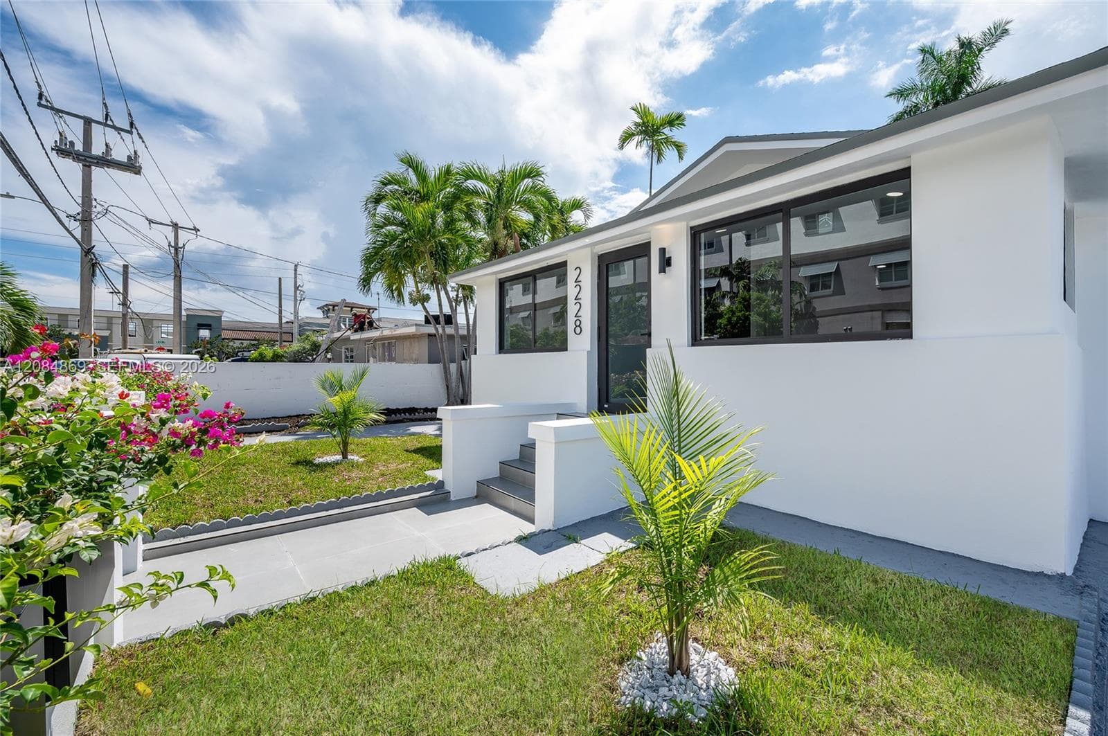 2228 SW 2nd St, Miami, FL 33135 photo 5