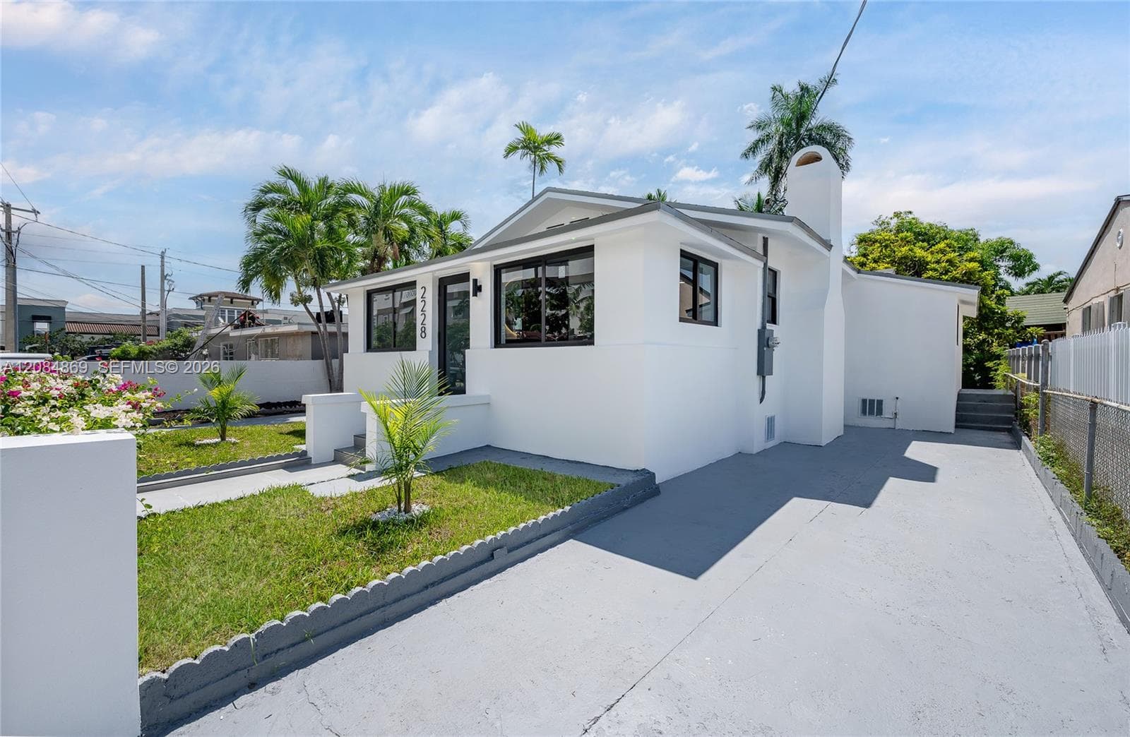 2228 SW 2nd St, Miami, FL 33135 photo 4