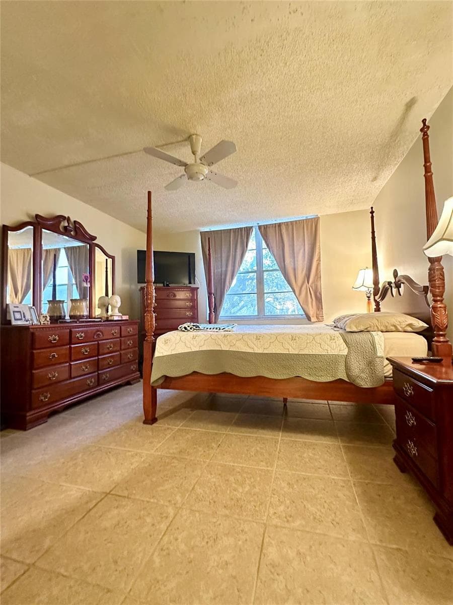 4899 NW 26th Court, Lauderdale Lakes, FL 33313 photo 6