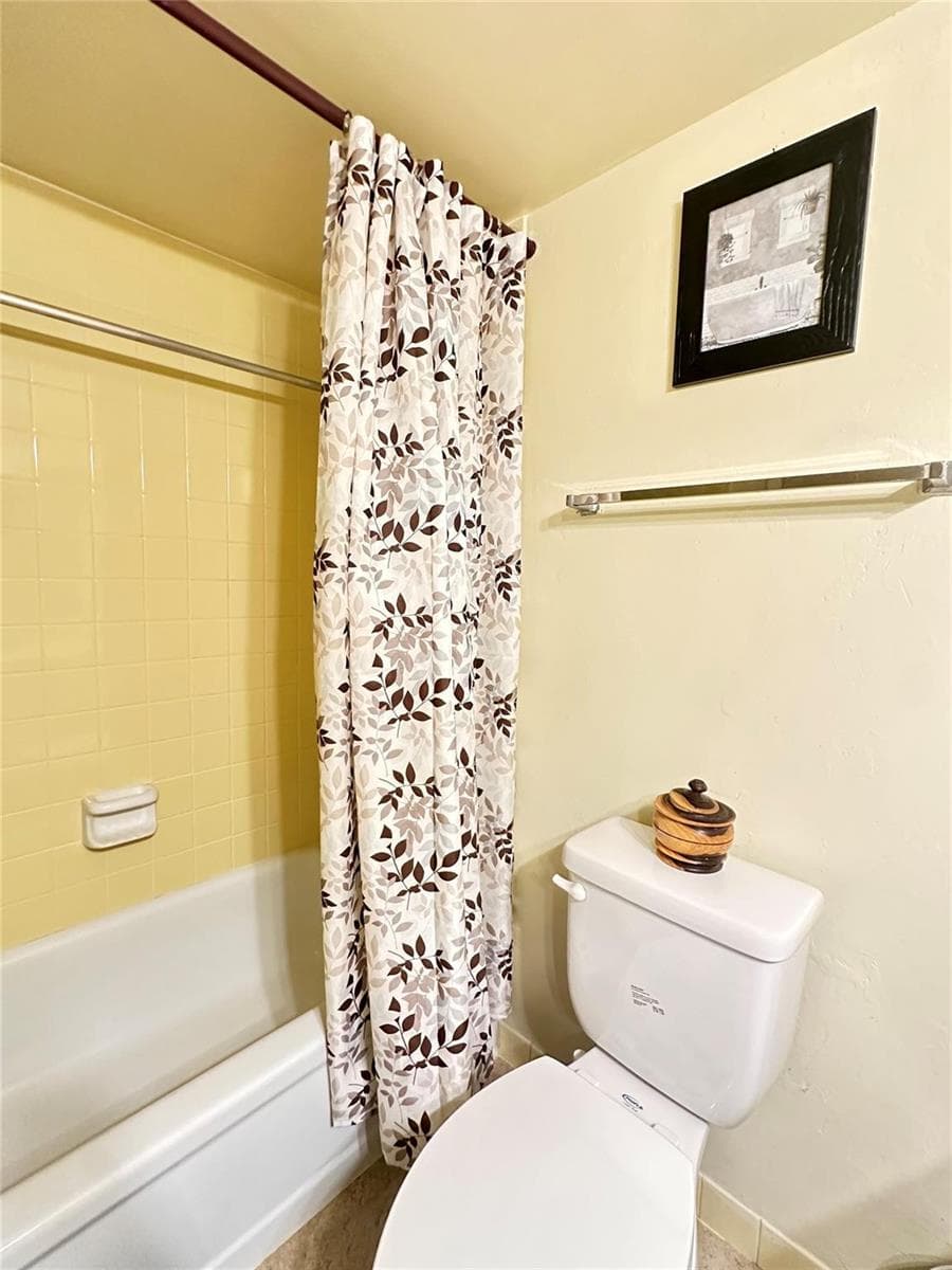 4899 NW 26th Court, Lauderdale Lakes, FL 33313 photo 4