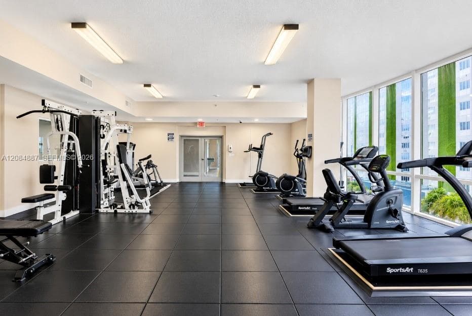 601 NE 23rd St # 1501, Miami, FL 33137 photo 9