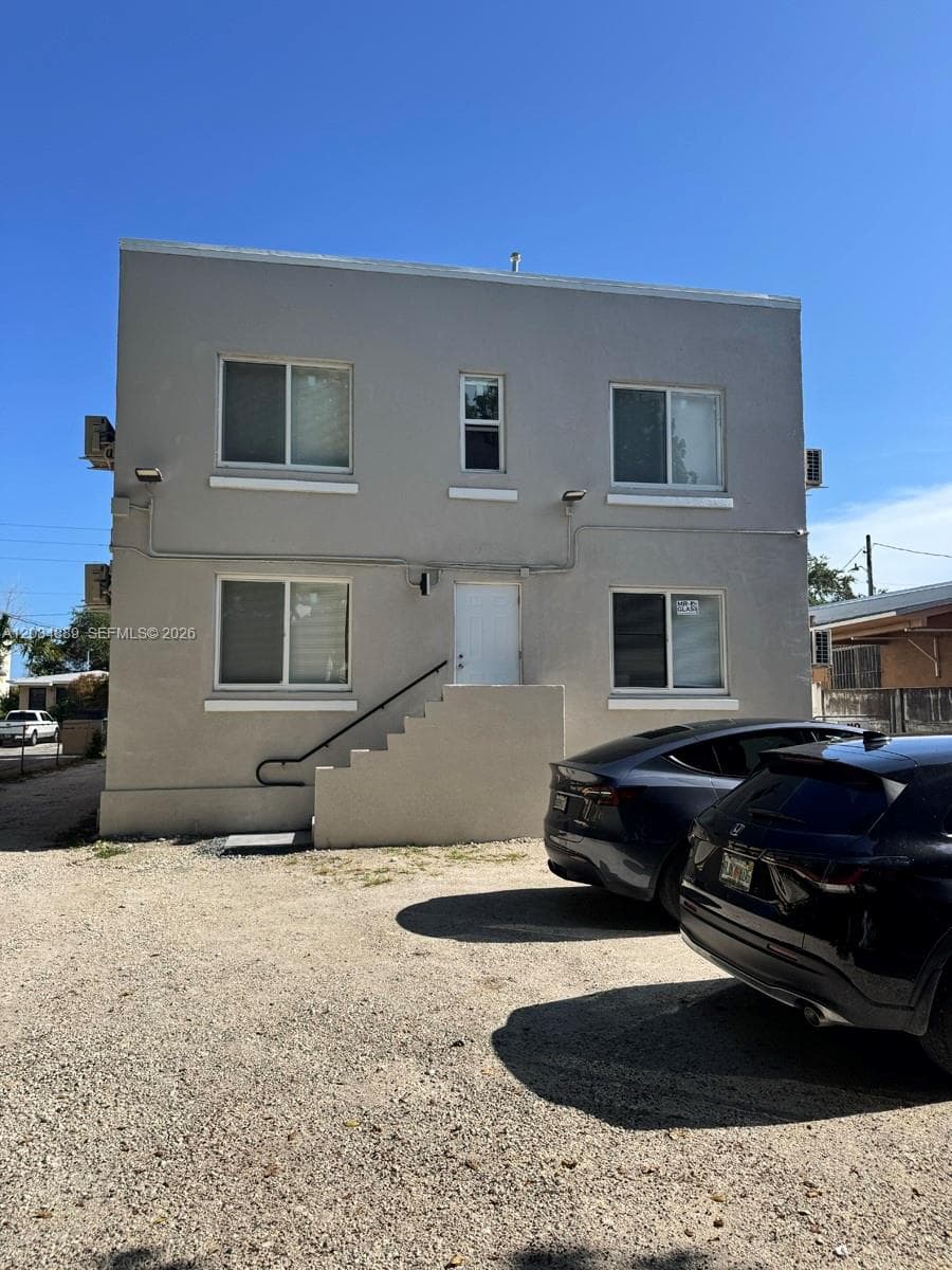 1631 NW 3 St # 8, Miami, FL 33125 photo 11