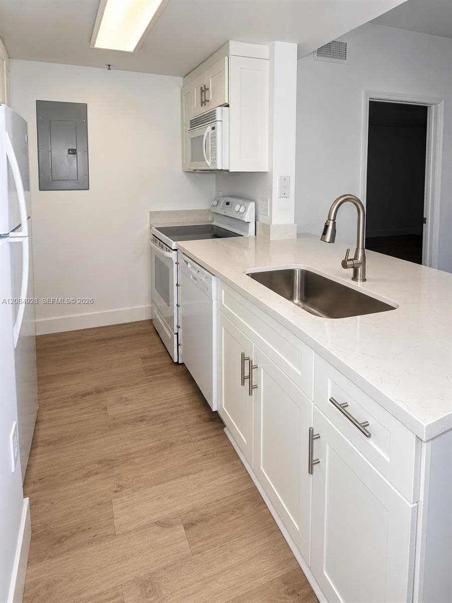 275 NE 18th St # 1910, Miami, FL 33132 photo 13