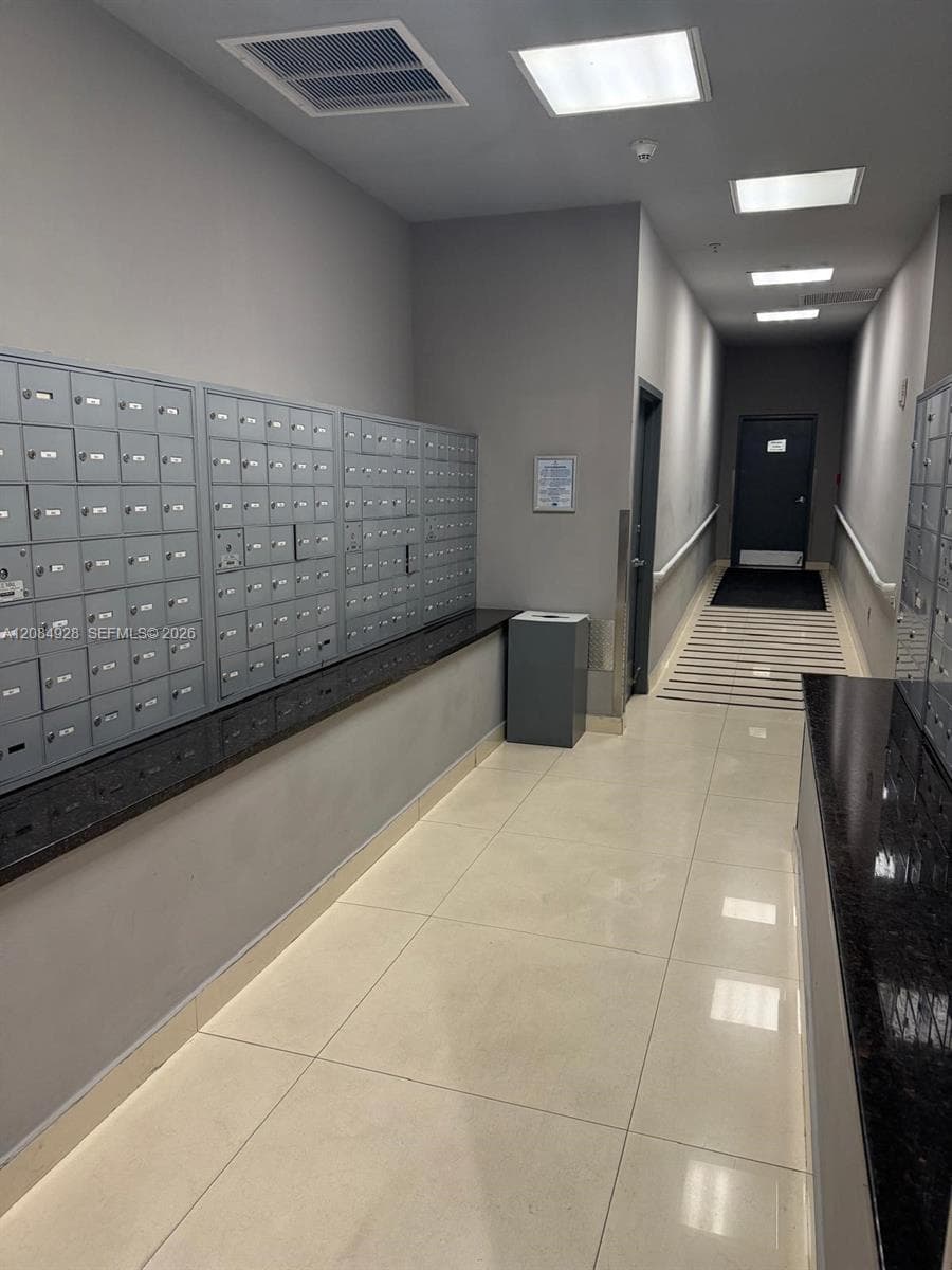 275 NE 18th St # 1910, Miami, FL 33132 photo 8