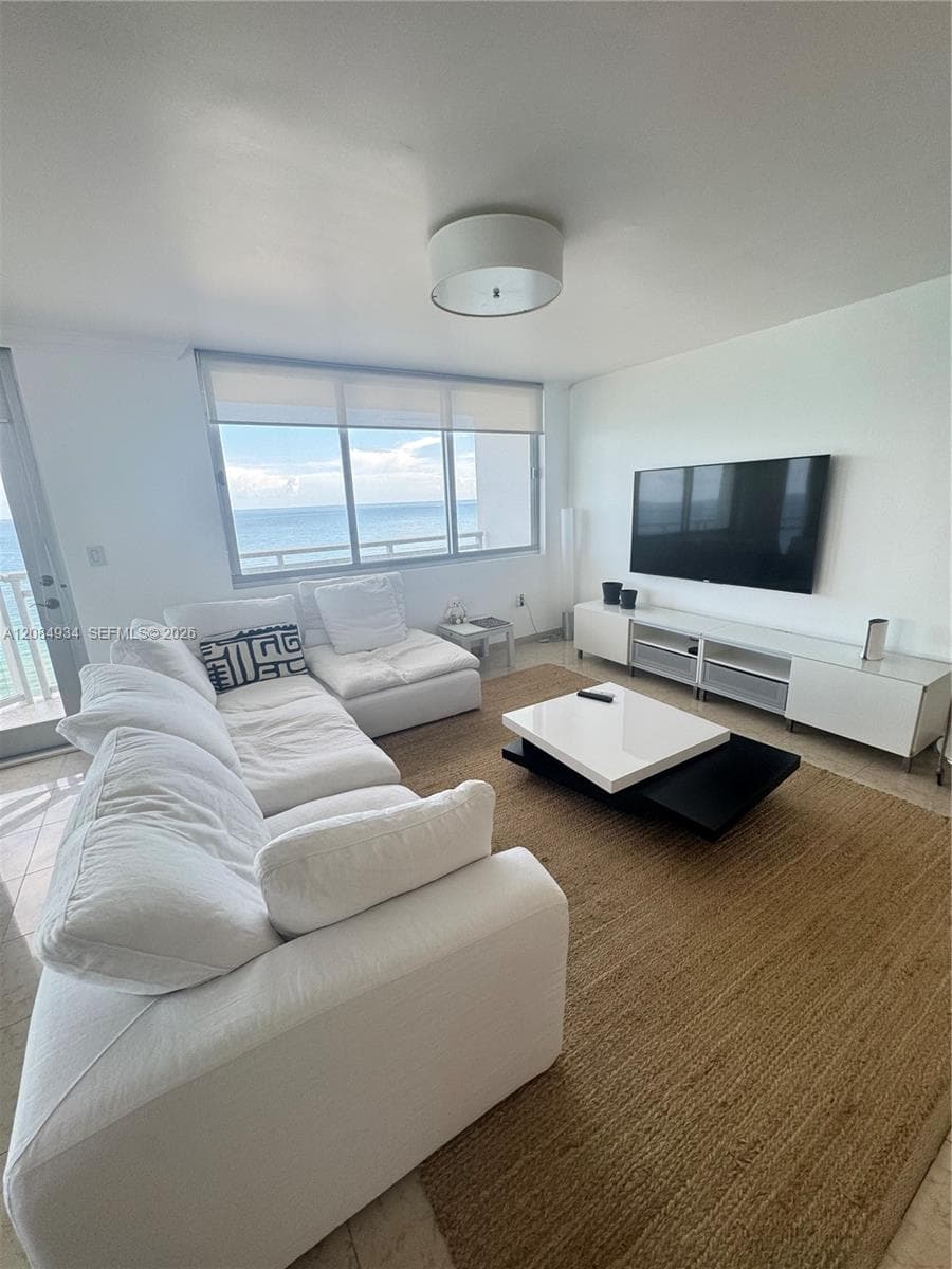7135 SE Collins Ave # 1806, Miami Beach, FL 33141 photo 3