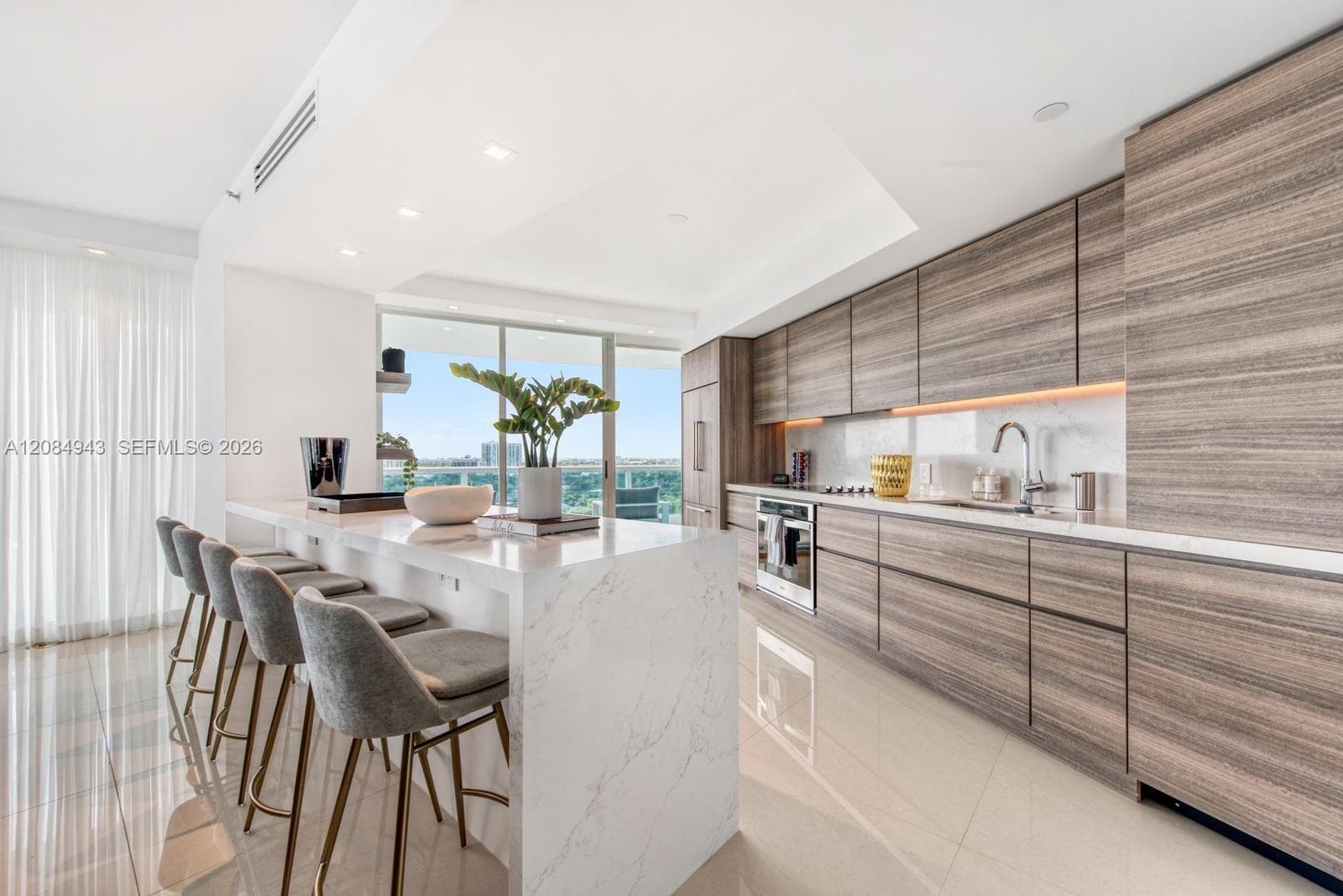 2127 Brickell Ave # 1605, Miami, FL 33129 photo 2