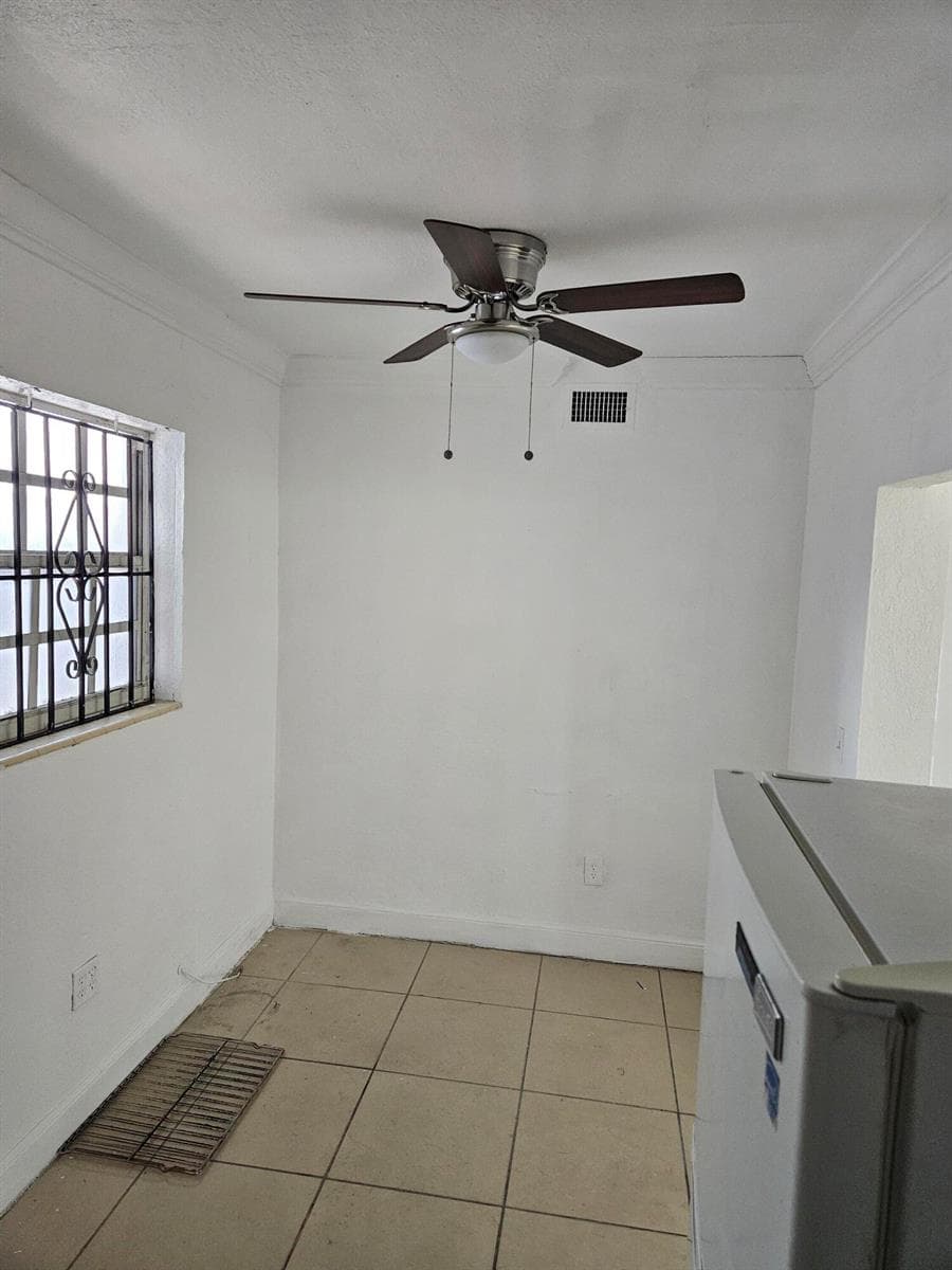 7041 NW 6TH Avenue, Miami, FL 33150 photo 6