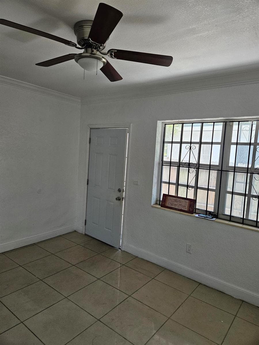 7041 NW 6TH Avenue, Miami, FL 33150 photo 3